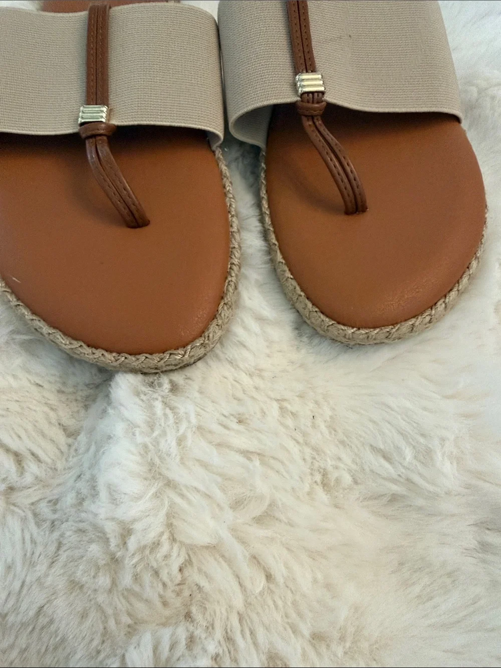 Tommy Bahama Tara  Beige Wide-Band Toe-Loop Sandals with Brown Footbed